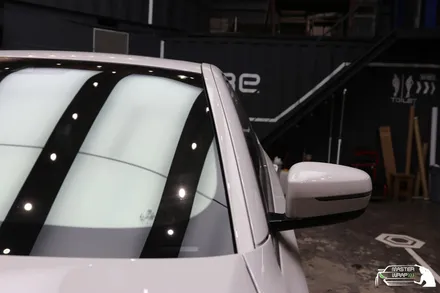 BMW G30 드레스업과 기능성 두 가지의 효과를 보기 위한 블랙PPF 시공 / 수원 인계동
