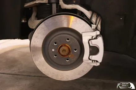 아우디 e트론 캘리퍼도색 우레탄 오렌지 색상으로 순정같이! / 수원 인계동
