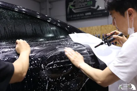 멋스러운 포르쉐 타이칸, 수원PPF 전체보호 시공으로 스크래치걱정 뚝! / 수원 인계동