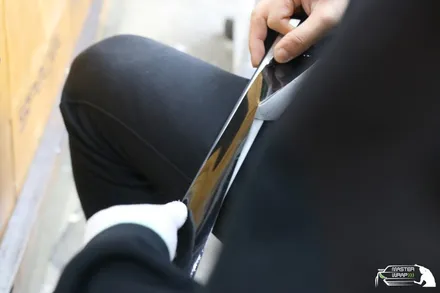 BMW G30 드레스업과 기능성 두 가지의 효과를 보기 위한 블랙PPF 시공 / 수원 인계동
