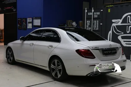 e클래스 W213 루프스킨 제거, 수원 3M 2080글로스블랙 시공기 / 수원 인계동