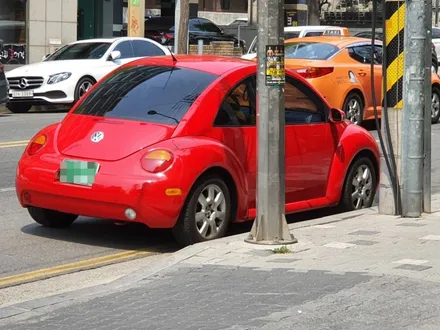 폭스바겐 뉴비틀 드라이빙의 즐거움을 선택하신 이유가 여기 있습니다. 뉴비틀전용 안드로이드 올인원 전동접이식 사이드 미러 개조작업과 동시에 진행된 부분부분 업그레이드!!!