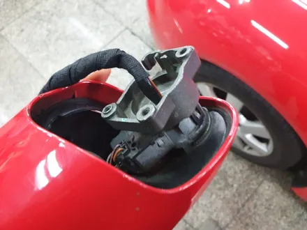 폭스바겐 뉴비틀 드라이빙의 즐거움을 선택하신 이유가 여기 있습니다. 뉴비틀전용 안드로이드 올인원 전동접이식 사이드 미러 개조작업과 동시에 진행된 부분부분 업그레이드!!!