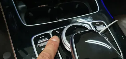벤츠 E클래스 안드로이드 셋탑형 네비게이션 M2C-200A 송파구 오토갤러리