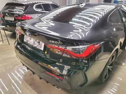 BMW 420i M 세인트아모 최고급 라인 써밋으로 차량의 품격과 가치를 상승시켰습니다.