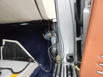 롤스로이스 팬텀 룸미러형 안드로이드 모니터 설치 후기 포스팅.- 안드로이드 장착전문점 오토갤러리 -