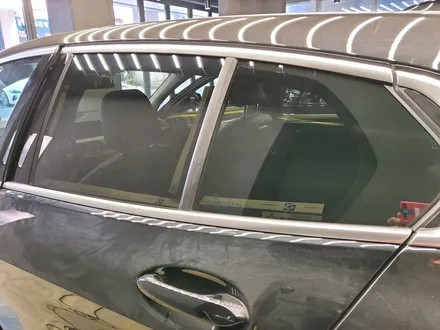 BMW F20118D 세인트아모 프리미엄라인 노블필름으로 입히다.