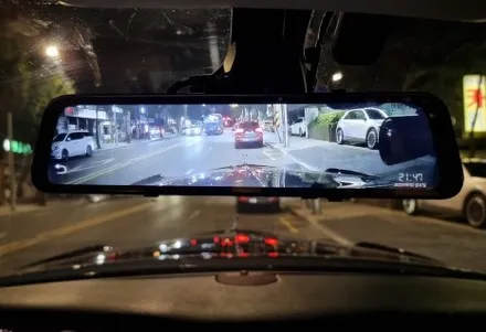 롤스로이스 팬텀 룸미러형 안드로이드 모니터 설치 후기 포스팅.- 안드로이드 장착전문점 오토갤러리 -