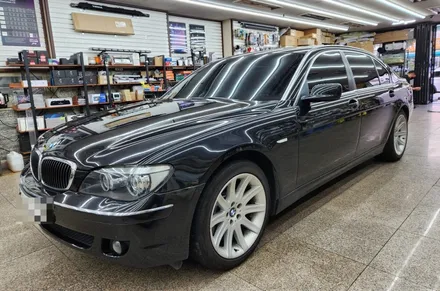 BMW E65 7시리즈 10.25인치 안드로이드 올인원과 2D 슈퍼뷰 어라운드뷰 설치 후기 포스팅 입니다.