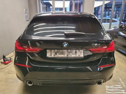 BMW F20118D 세인트아모 프리미엄라인 노블필름으로 입히다.