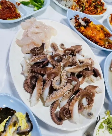 지프 레니게이드 전방감지센서 9인치 안드로이드 올인원 후방카메라 후기 포스팅.