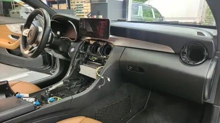 벤츠 W205 C43 AMG 순정연동 송풍구 + 리어송풍구 엠비언트 풀세팅 | 오토갤러리 김포점 · 송파점
