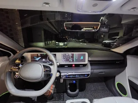 이번 조합은 정말 꿀조합이라고 생각됩니다 현대 아이오닉 5 Mando QX80 블랙박스 및 식빵등 장착