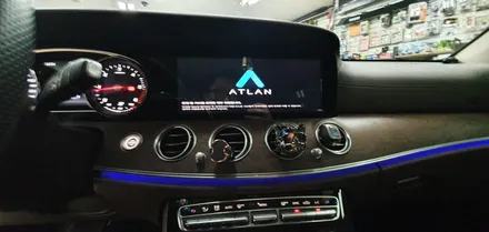 벤츠 E클래스 안드로이드 셋탑형 네비게이션 M2C-200A 송파구 오토갤러리