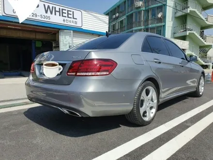 벤츠 E300 4matic 순정칼라 페인팅수리복원,판교휠수리,판교휠복원,분당휠수리,분당휠복원,죽전휠복원,죽전휠수리,수지휠복원,수지휠수리,성남휠복원,성남휠수리,용인휠수리,용인휠복원 / 용인 보정동