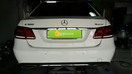 벤츠 E300 포메틱 18인치 다이야컷팅 휠수리복원,판교휠수리,판교휠복원,분당휠수리,분당휠복원,죽전휠복원,죽전휠수리,수지휠복원,수지휠수리,성남휠복원,성남휠수리,용인휠수리,용인휠복원 / 용인 보정동