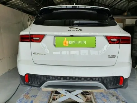 재규어 E-pace D180 블랙폴리쉬변경수리,판교휠수리,판교휠복원,분당휠수리,분당휠복원,죽전휠복원,죽전휠수리,수지휠복원,수지휠수리,성남휠복원,성남휠수리,용인휠수리,용인휠수리 / 용인 보정동