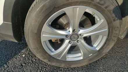 벤츠 GLC220d  18인치 순정휠수리복원,판교휠수리,판교휠복원,분당휠수리,분당휠복원,죽전휠복원,죽전휠수리,수지휠복원,수지휠수리,성남휠복원,성남휠수리,용인휠수리,용인휠복원 / 용인 보정동