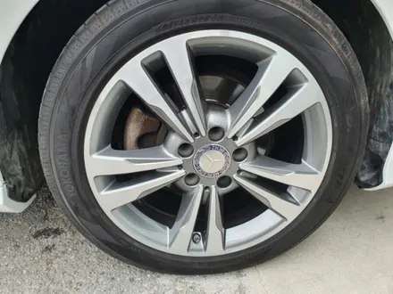 벤츠 E300 4matic 17인치다이야컷팅휠수리판교휠수리,판교휠복원,분당휠수리,분당휠복원,죽전휠복원,죽전휠수리,수지휠복원,수지휠수리,성남휠복원,성남휠수리,용인휠수리,용인휠수리 / 용인 보정동