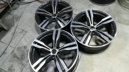 BMW GT 640i 럭셔리 20인치 다이야컷팅휠수리복원,판교휠수리,판교휠복원,분당휠수리,분당휠복원,죽전휠복원,죽전휠수리,수지휠복원,수지휠수리,성남휠복원,성남휠수리,용인휠수리 / 용인 보정동