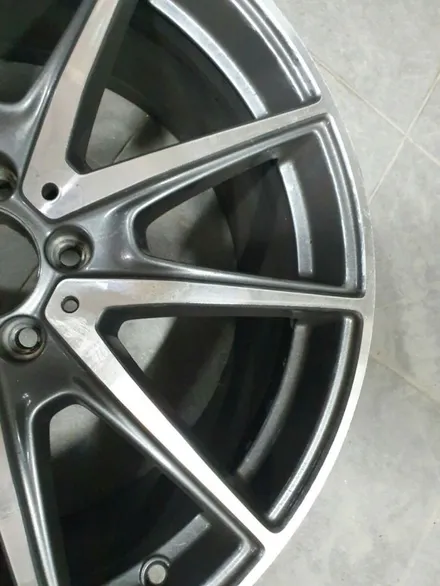 벤츠 s450 4matic 다이아컷팅휠수리,판교휠수리,판교휠복원,분당휠수리,분당휠복원,죽전휠복원,죽전휠수리,수지휠복원,수지휠수리,성남휠복원,성남휠수리,용인휠수리,용인휠수리 / 용인 보정동