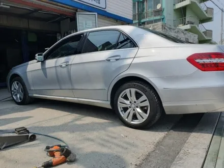 벤츠 E300 실버페인팅 복원수리,판교휠수리,판교휠복원,분당휠수리,분당휠복원,죽전휠복원,죽전휠수리,수지휠복원,수지휠수리,성남휠복원,성남휠수리,용인휠수리,용인휠복원 / 용인 보정동