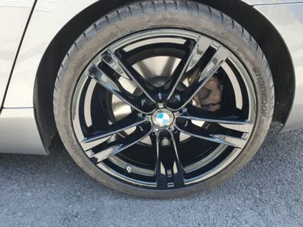BMW 640d  블랙유광 휠수리복원,판교휠수리,판교휠복원,분당휠수리,분당휠복원,죽전휠복원,죽전휠수리,수지휠복원,수지휠수리,성남휠복원,성남휠수리,용인휠수리,용인휠복원 / 용인 보정동