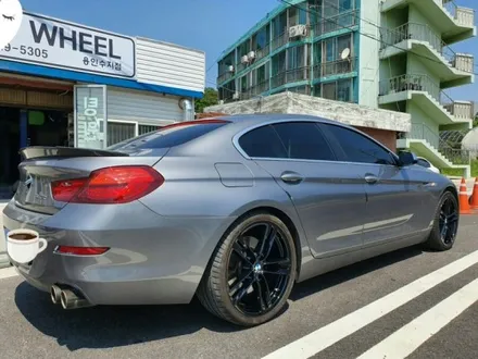 BMW 640d  블랙유광 휠수리복원,판교휠수리,판교휠복원,분당휠수리,분당휠복원,죽전휠복원,죽전휠수리,수지휠복원,수지휠수리,성남휠복원,성남휠수리,용인휠수리,용인휠복원 / 용인 보정동