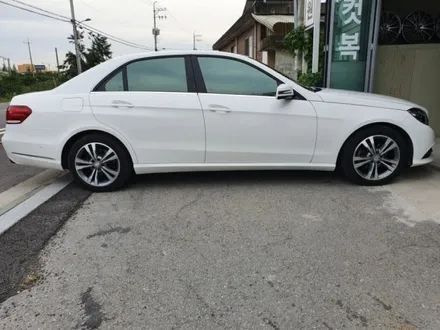 벤츠 E300 4matic 17인치다이야컷팅휠수리판교휠수리,판교휠복원,분당휠수리,분당휠복원,죽전휠복원,죽전휠수리,수지휠복원,수지휠수리,성남휠복원,성남휠수리,용인휠수리,용인휠수리 / 용인 보정동
