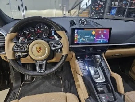 [PORSCHE] 포르쉐 카이엔 958 안드로이드 올인원, 스포츠 크로노, 신형 핸들 교체작업! 이제는 눈가려도 작업 할수있는 낭만무역! / 충청 금산