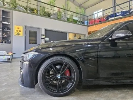 [BMW] 3시리즈 320i를 M3로 컨버전? 외장류 M3파츠로 완벽한 환골탈태! M3&M4 범퍼는 낭만무역 / 충청 금산