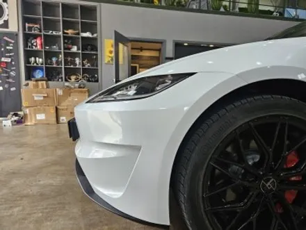 [TESLA] 모델3 하이랜드 퍼포먼스 범퍼 PP재질로 더욱 완벽한 순정형 타입 최신파츠 1:1 국내최초 컨버전 / 충청 금산