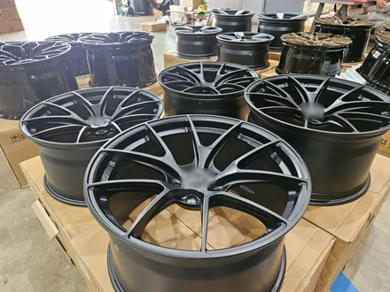 [WHEEL] 단 하나뿐인 휠, 차량별 맞춤 단조 911·머스탱·파나메라 전용 커스텀 오더메이드! / 충청 금산