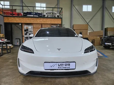 [TESLA] 모델3 하이랜드 퍼포먼스 범퍼 PP재질로 더욱 완벽한 순정형 타입 최신파츠 1:1 국내최초 컨버전 / 충청 금산