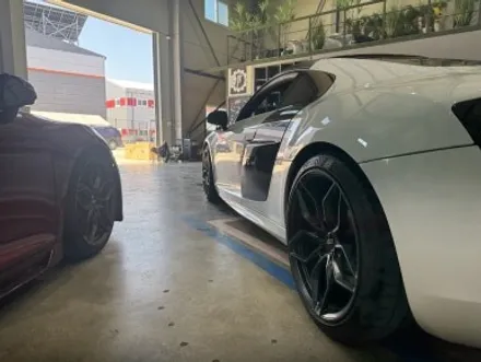 [WHEEL] 아우디 R8 V10 시트 가죽 교체, 커스텀 옵셋 주문제작 단조 휠 제작! Feat. 리얼 카본 프론트립 / 충청 금산