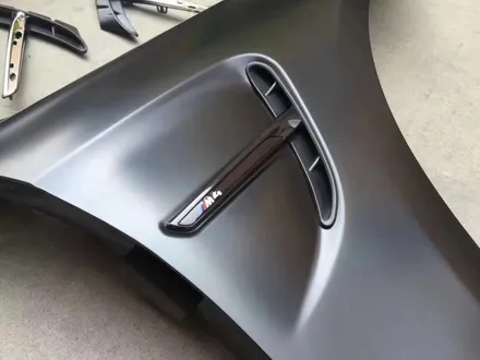 [BMW] 4시리즈 M4컨버전! F32,F33,F36 호환~! M4 휀다와 M4 GTS 본넷! 이제 흔한 앞범퍼만 교체는 그만~!! 1:1 퀄리티의 M4 GTS 컨버전 파츠! / 충청 금산
