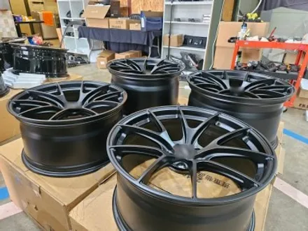 [WHEEL] 단 하나뿐인 휠, 차량별 맞춤 단조 911·머스탱·파나메라 전용 커스텀 오더메이드! / 충청 금산
