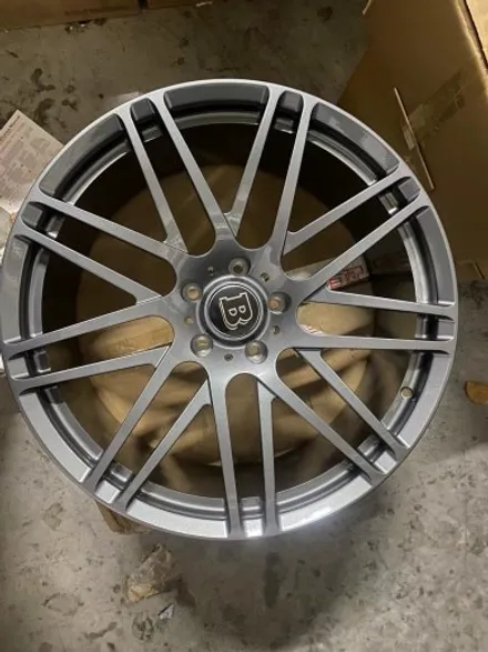[BENZ] 벤츠 휠의 모든것! 아니 벤츠휠이 이렇게 싸다고? 진짜보다 더 진짜같은 낭만무역의 벤츠 휠튜닝 제품! / 충청 금산