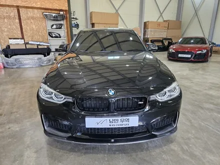 [BMW] 3시리즈 320i를 M3로 컨버전? 외장류 M3파츠로 완벽한 환골탈태! M3&M4 범퍼는 낭만무역 / 충청 금산