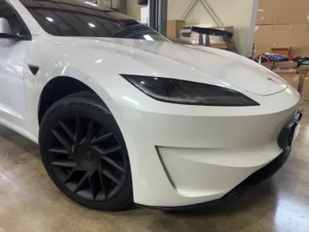 [TESLA] 모델3 하이랜드, 퍼포먼스 순정형 컨버전! 작업의 정석 낭만무역! / 충청 금산