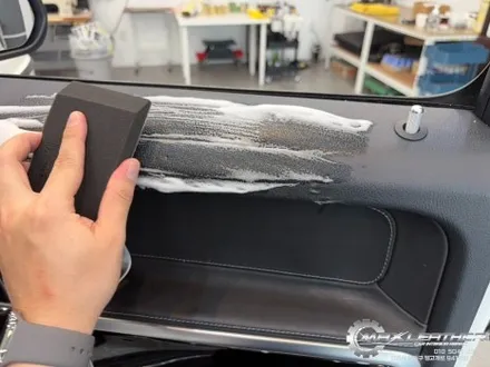 벤츠 G63 조수석 도어 가죽 잇자국 손상 복원｜교체보다 효율적인 가죽복원 / 인천 남동