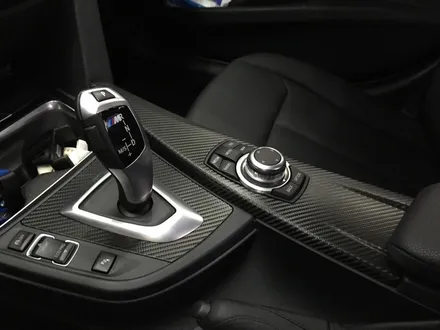 [bmw 320d 랩핑]실내우드랩핑+부천실내랩핑+루프스킨랩핑+카본랩핑+디퓨져랩핑 / 부천 상이로