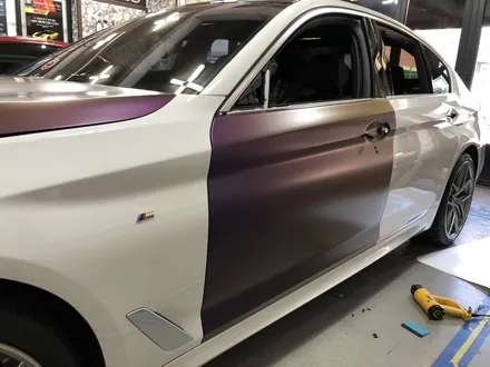 #인천랩핑 #bmw f80 520d 반무광카멜레온필름 사틴러싱립타이트 전체랩핑시공 #이런게 랩핑이야~^^ / 부천 상이로
