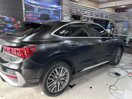 신형 아우디 Q3 40TFSI 사틴블랙 전체 랩핑 이벤트! 순정 같은 고급스러움을 완성한 프리미엄 랩핑 시공 후기 / 부천 상이로
