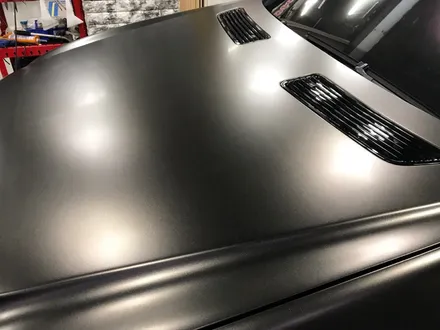 부천자동차랩핑 벤츠s500amg 사틴골드더스트블랙필름 전체랩핑시공 / 부천 상이로