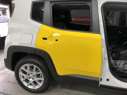 인천부천랩핑 지프 jeep 레니게이드 다크옐로우 유광필름 전체랩핑시공 / 부천, 광명, 시흥