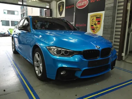 부천 랩핑 bmw 320d f30 바하마 블루 펄 전체랩핑 및 m 퍼포먼스 데칼 랩핑 / 부천 상이로