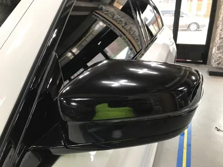 부천래핑 신형 bmw520d 블랙유광루프스킨및 부분랩핑시공 / 부천 상이로