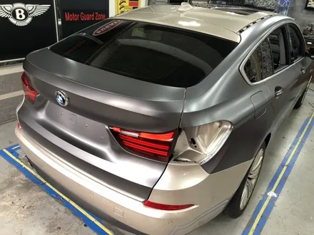 #부천랩핑 bmw gt (5gt) #사틴다크그레이필름 #전체랩핑 시공 #반무광그레이랩핑 모터가드존 본점 시공 / 부천 상이로