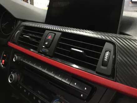 [bmw 320d 랩핑]실내우드랩핑+부천실내랩핑+루프스킨랩핑+카본랩핑+디퓨져랩핑 / 부천 상이로